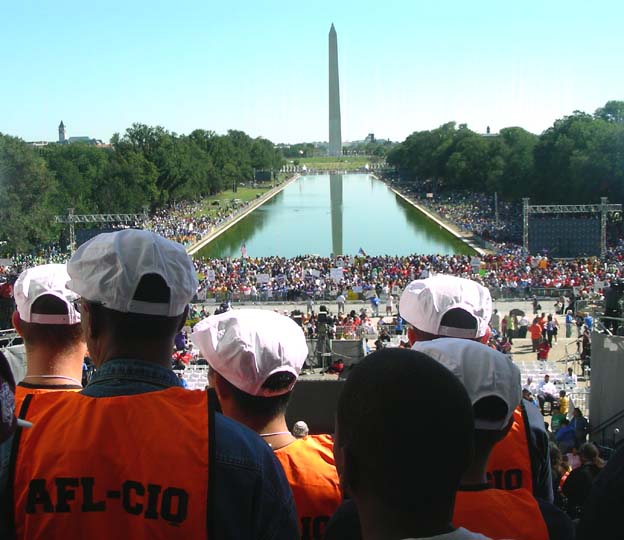 2010-10-02_11-50-51WashingtonMonumentReflectingPoolaflcio.JPG